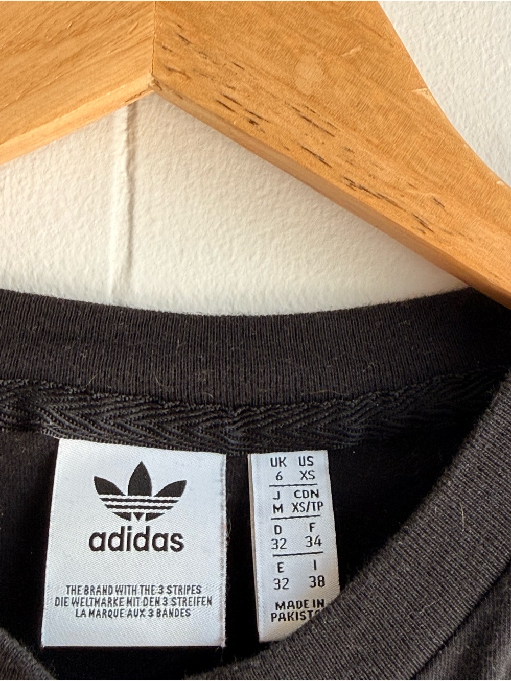 adidas Black Tee with White Trefoil Neck Label - Picture 2 of 2